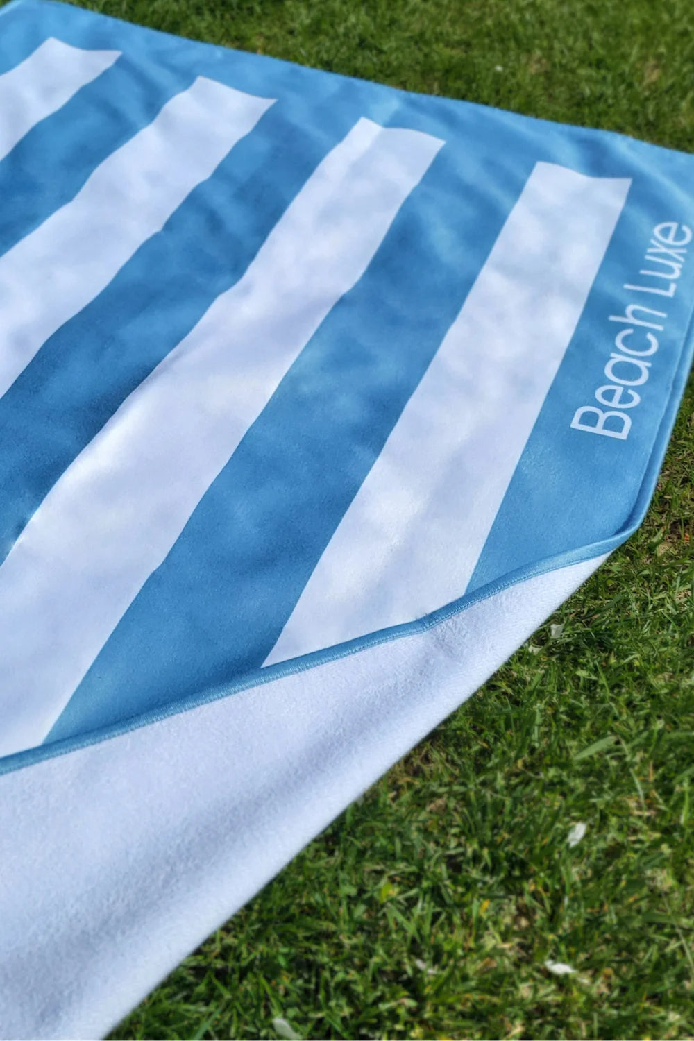 Belmanetti Quick Dry Dual Sided Beach Towel in Trend Blue - Premium quality fabrics