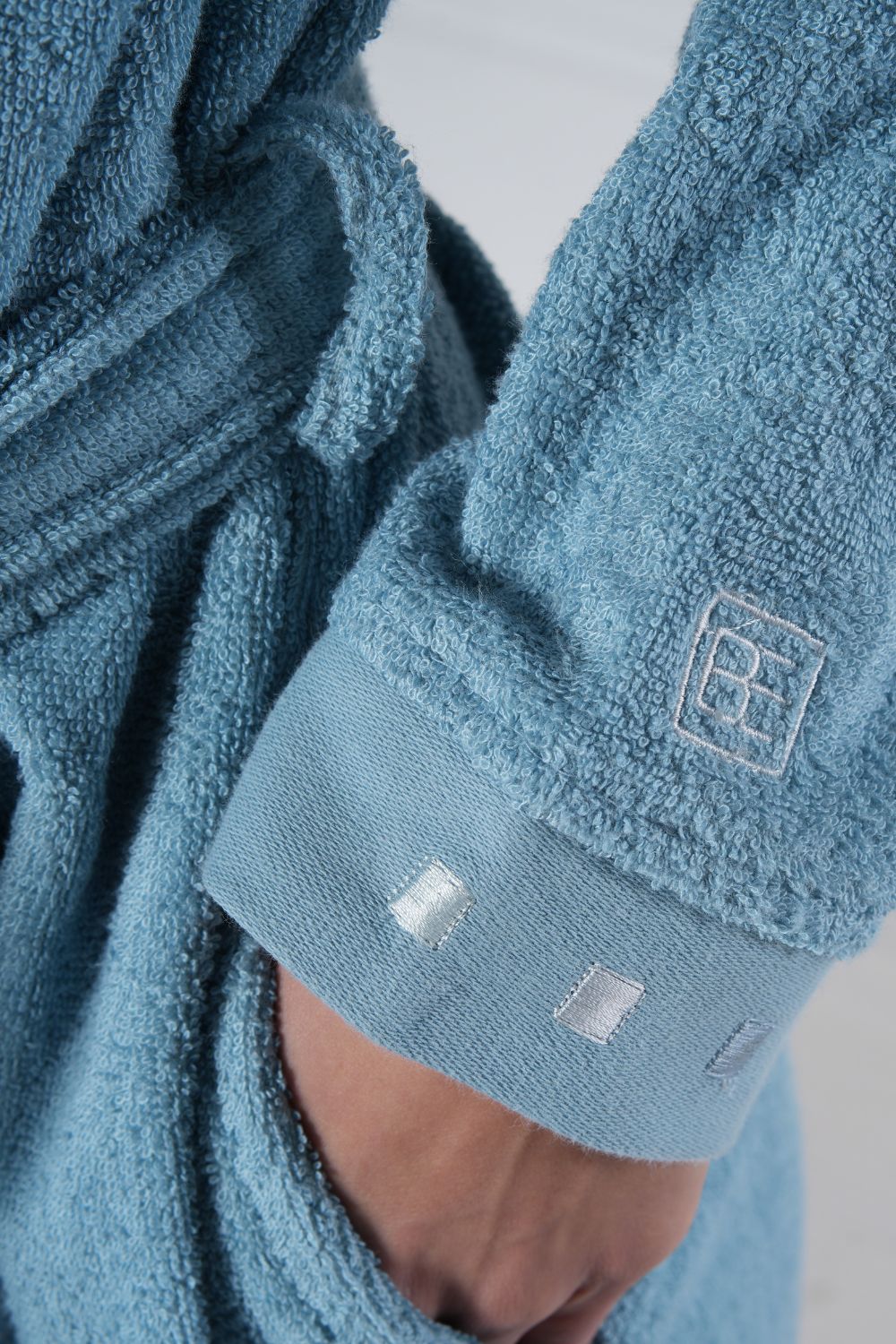 Belmanetti Short Kimono Style Bathrobe Bamboo Cotton in 655 SeaBlue - Fast EU shipping