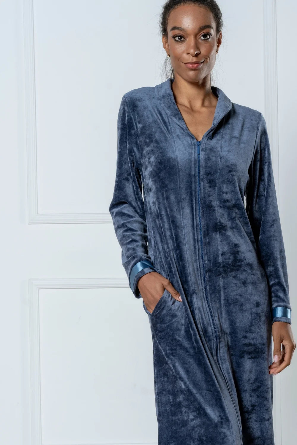 Belmanetti Long Modal Nicky Velour Robe With in Shark grey - Made in Europe