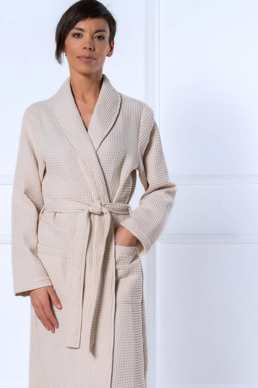 Belmanetti Bamboo Women Waffle Shawl Collar Bathrobe in beige - Fast EU shipping