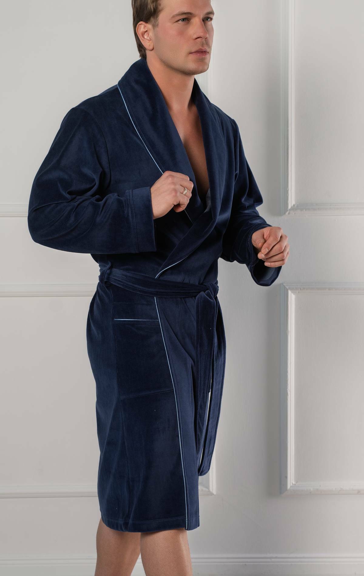 Men’s Shawl Collar Bathrobe in Soft Cotton Velour