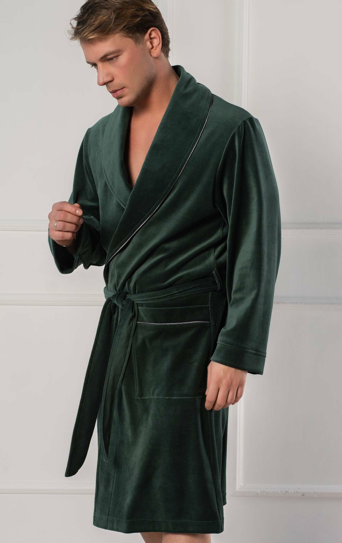 Men’s Shawl Collar Bathrobe in Soft Cotton Velour