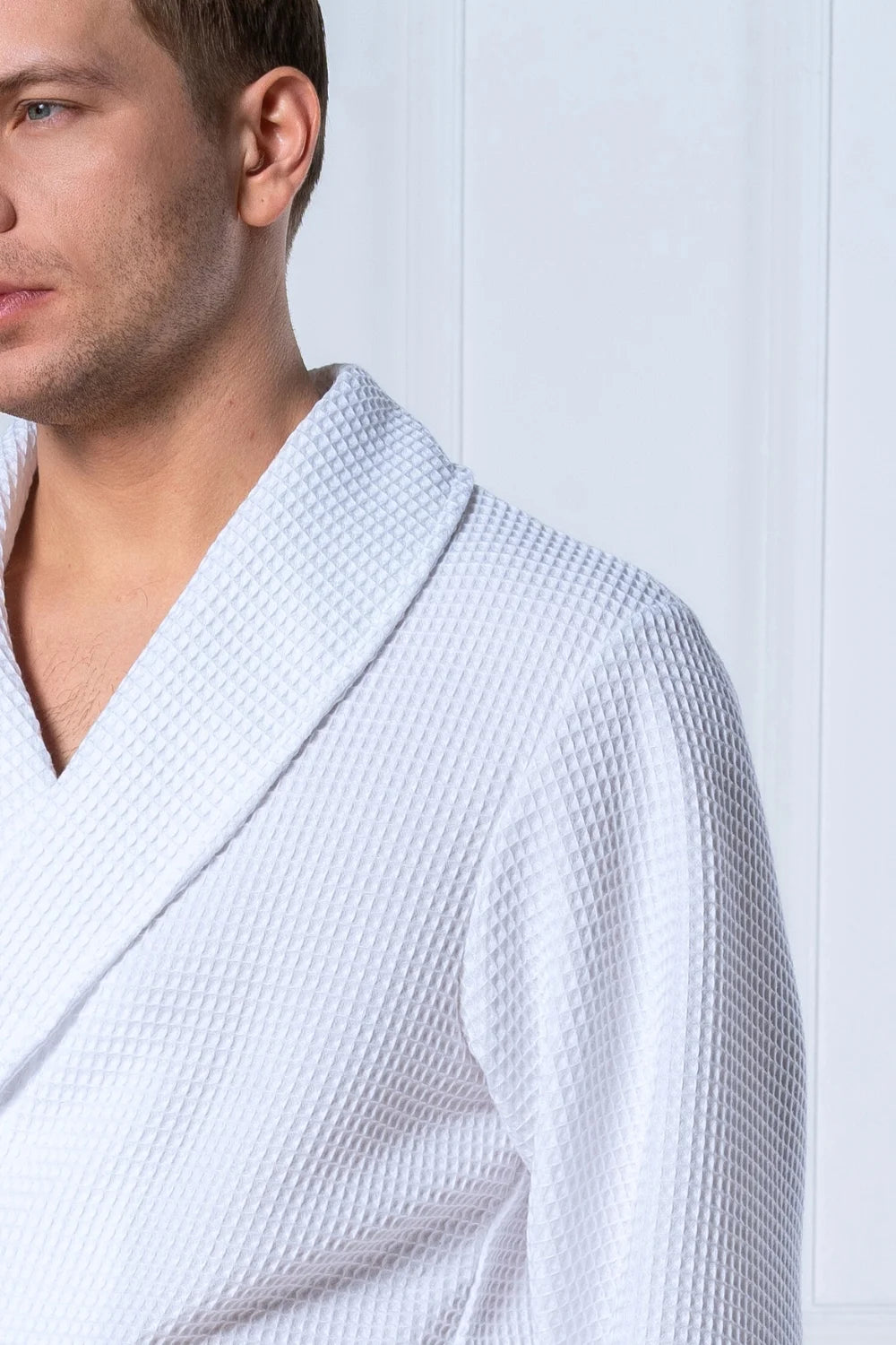 Belmanetti Shawl Collar Men Bathrobe Bamboo Cotton in beige - Bamboo-based comfort