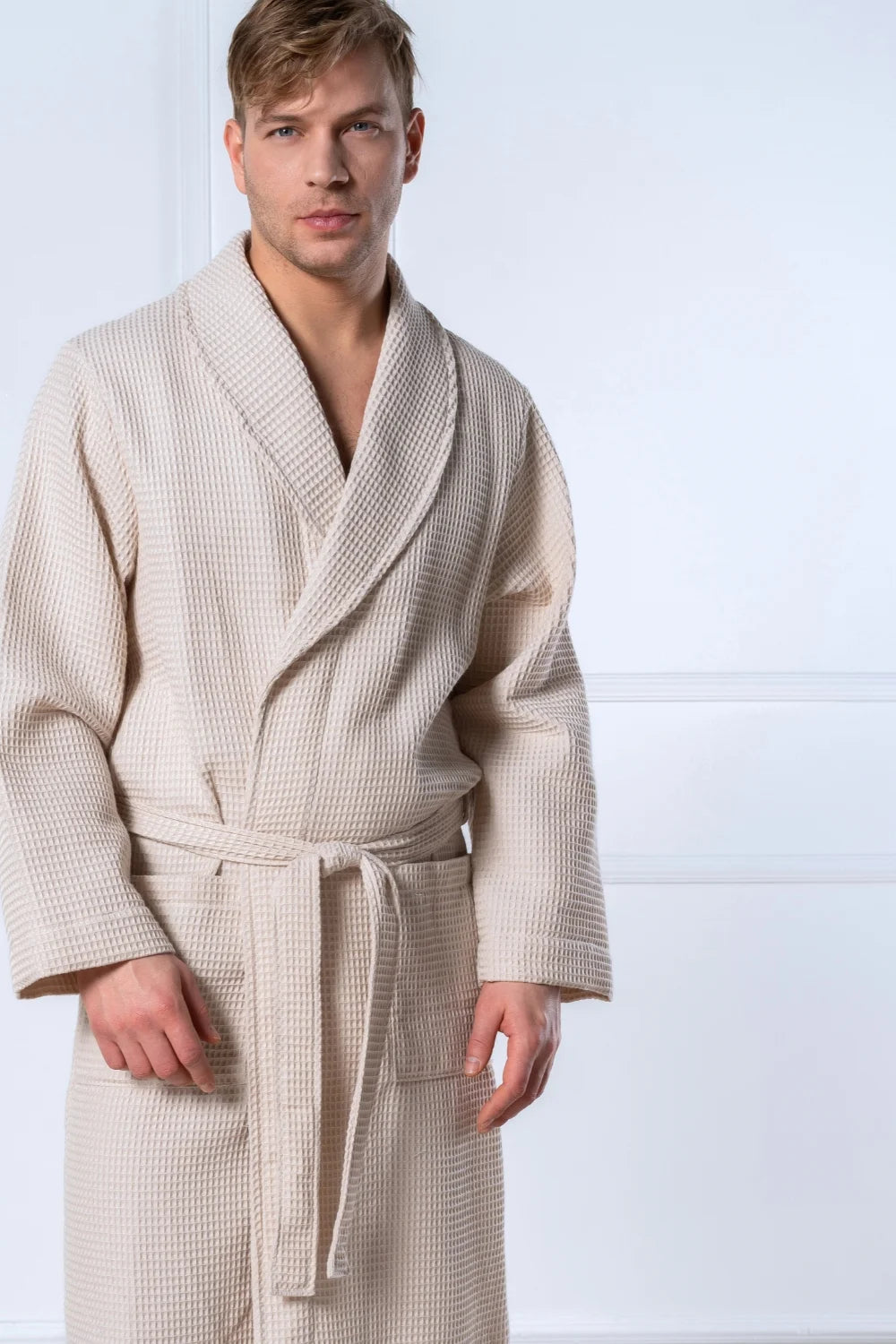 Belmanetti Shawl Collar Men Bathrobe Bamboo Cotton in white - Free returns