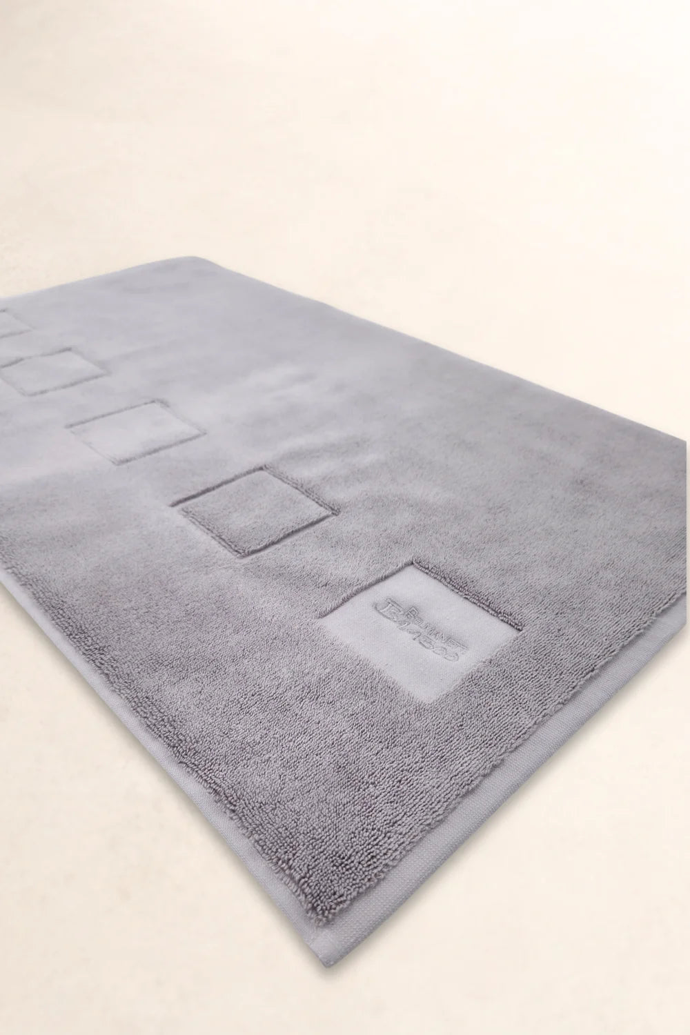 Bamboo-Cotton Bath Mat – Soft, Absorbent & Made to Match
