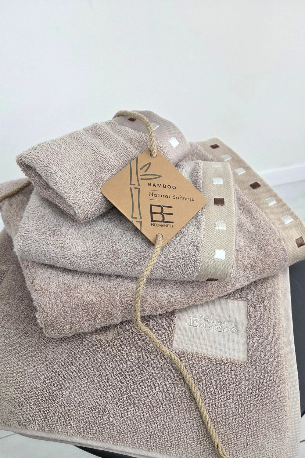 4-Piece Bamboo-Cotton Bathroom Set – Towel Set with Bath Mat