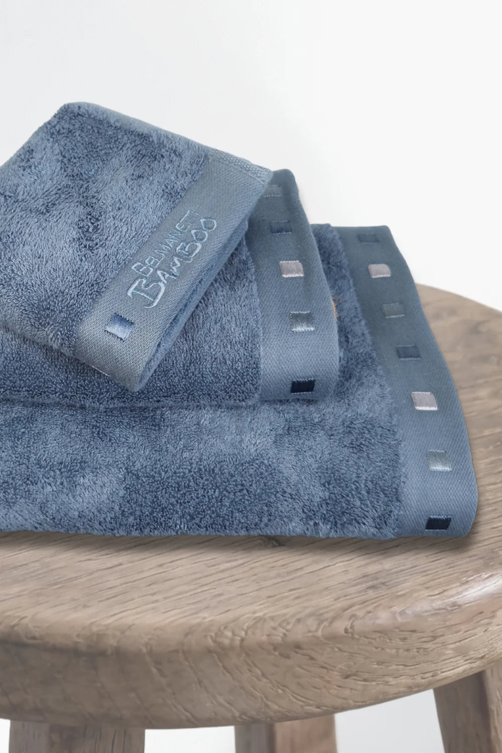 Bamboo-Cotton Towel – Velvety Soft, Made in Europe