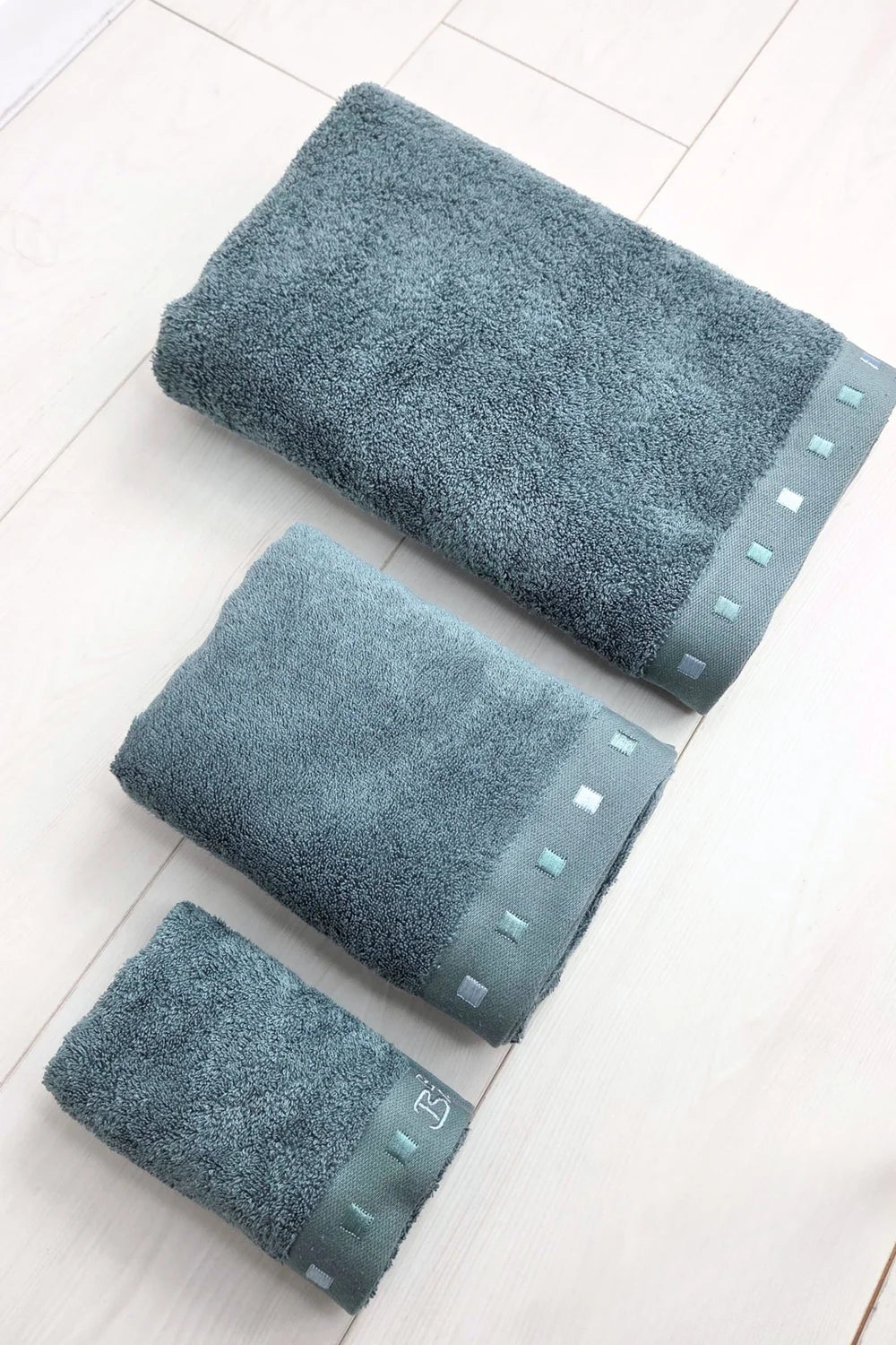 Bamboo-Cotton Towel – Velvety Soft, Made in Europe