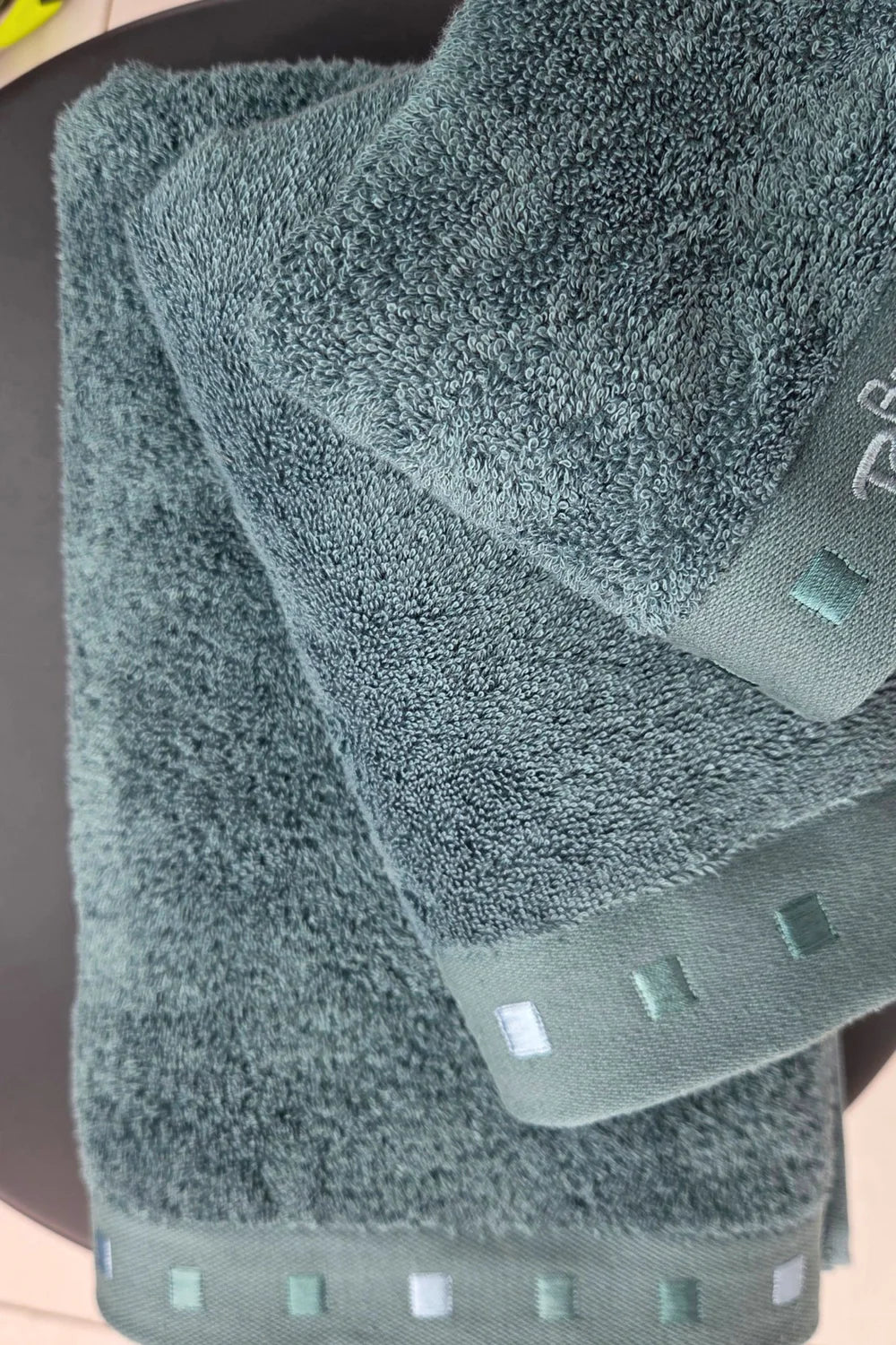 Bamboo-Cotton Towel – Velvety Soft, Made in Europe