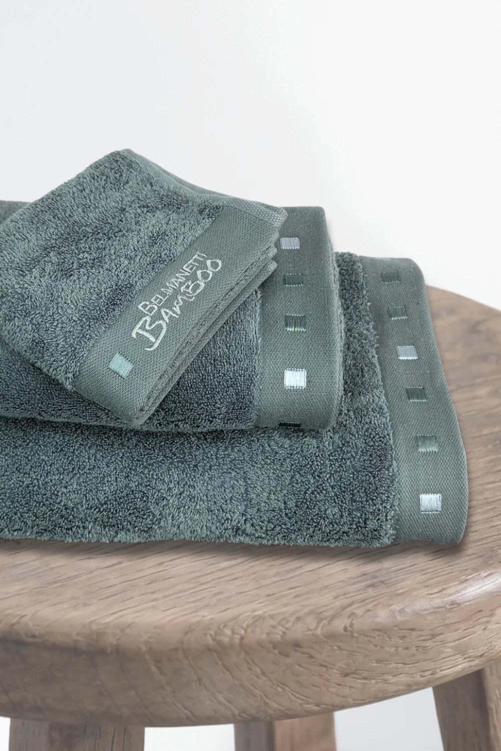 Bamboo-Cotton Towel – Velvety Soft & Quick-Drying