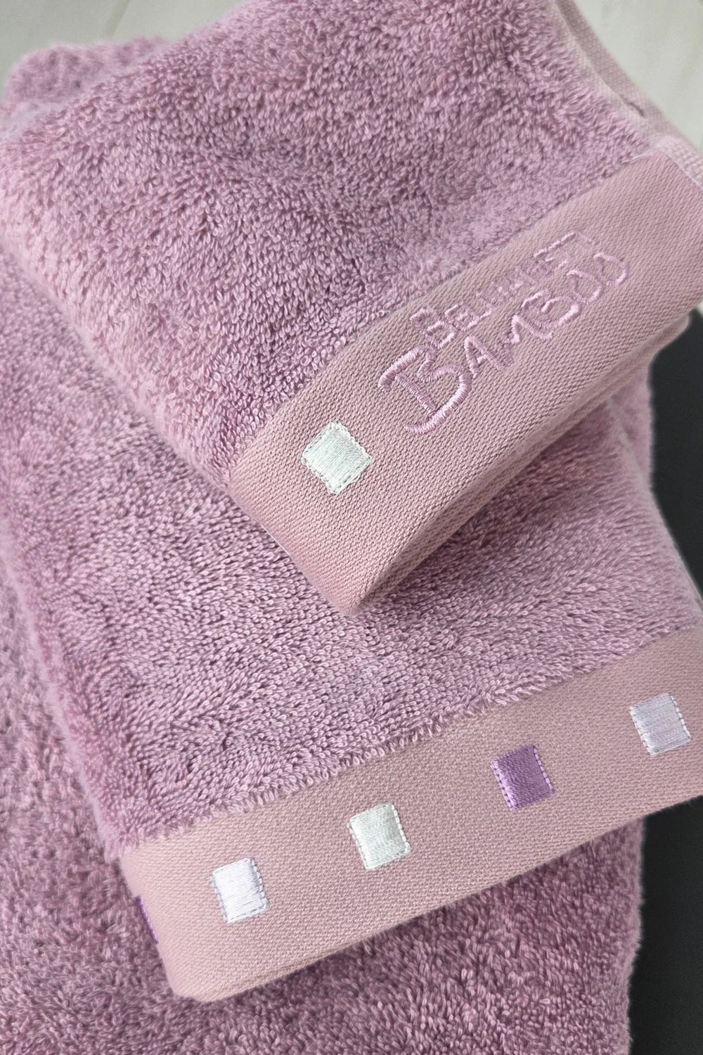 Bamboo-Cotton Towel – Velvety Soft, Made in Europe