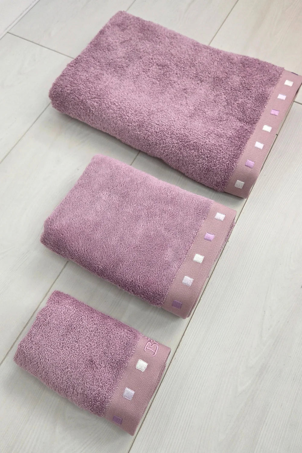 Bamboo-Cotton Towel – Velvety Soft, Made in Europe