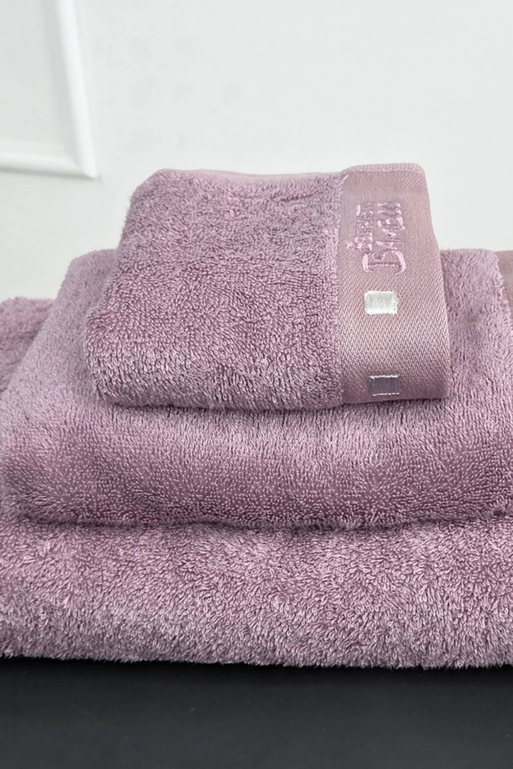 Bamboo-Cotton Towel – Velvety Soft, Made in Europe