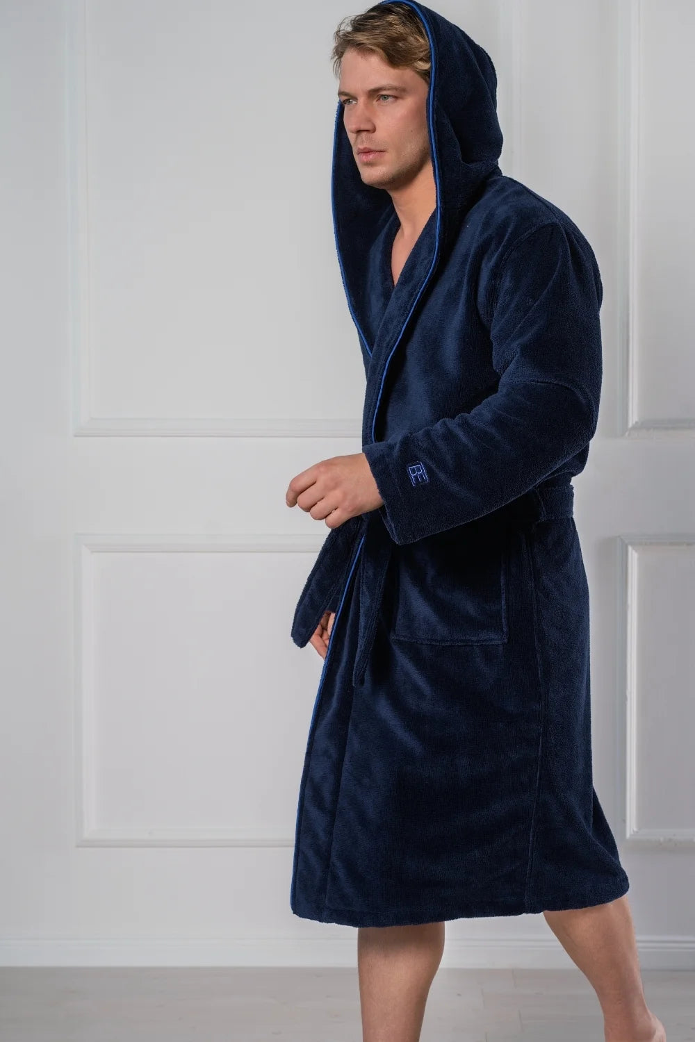 Hooded Bathrobe in Soft Cotton Terry–Fleece – Men’s