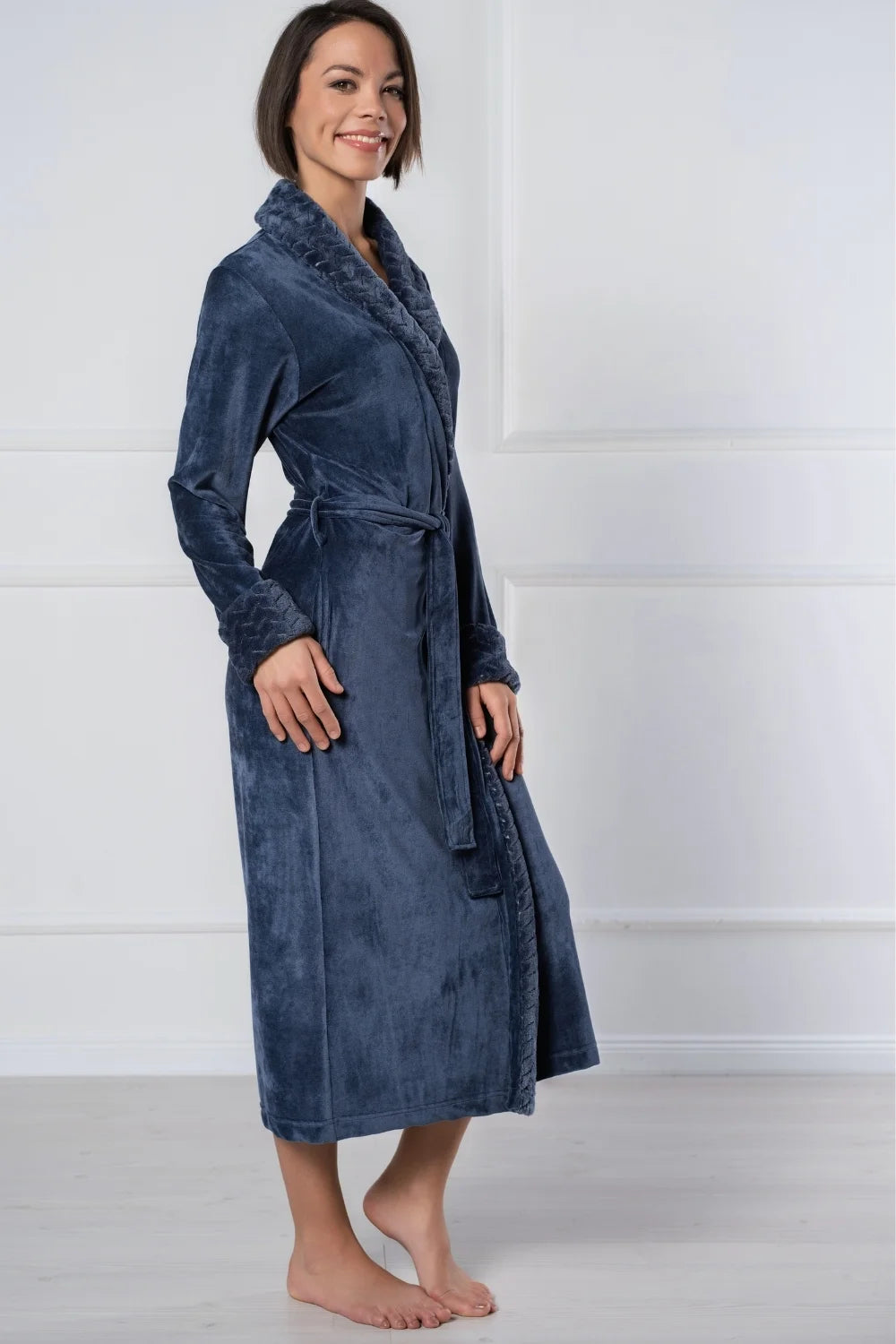 Soft Bamboo Velour Bathrobe with Plush Trim