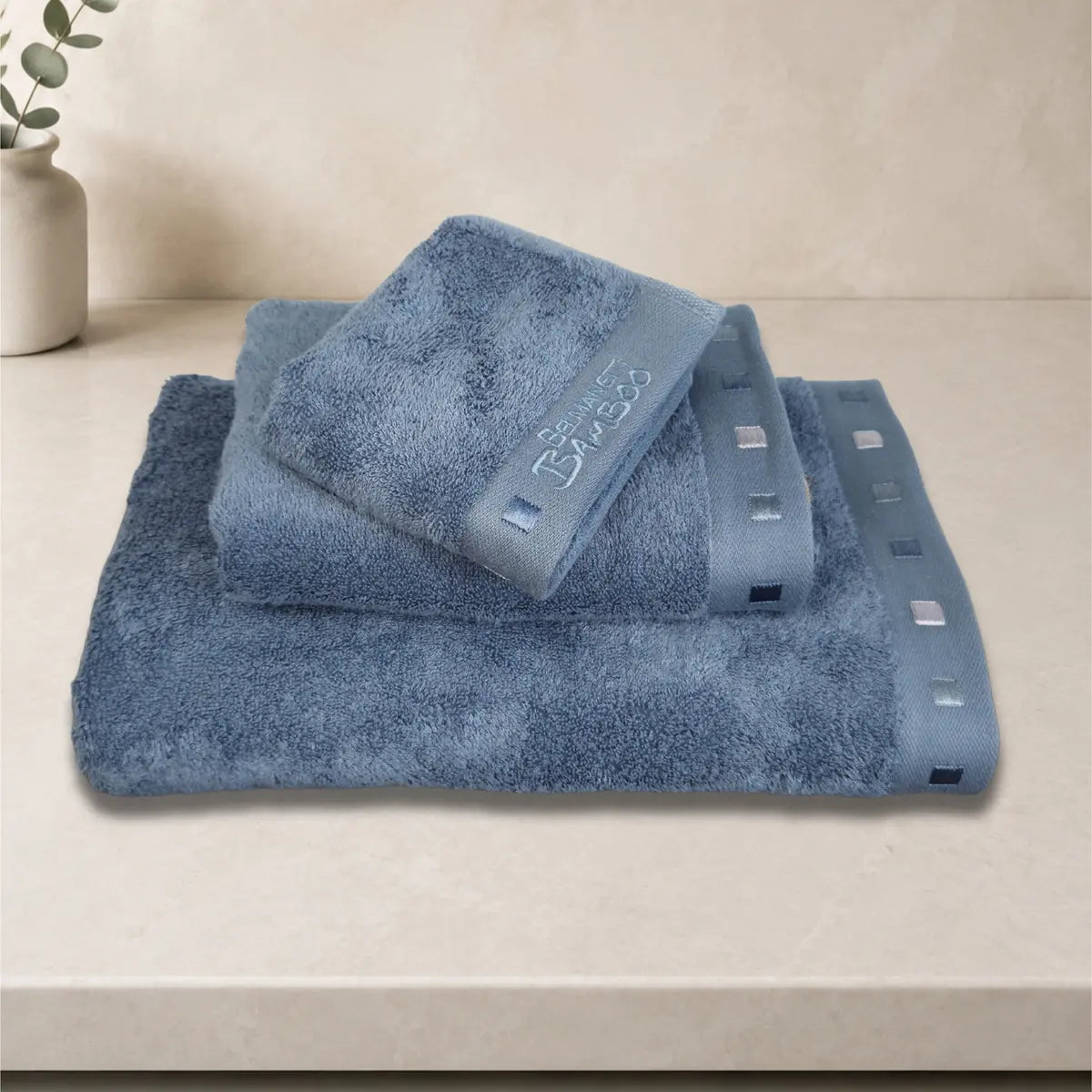 Bamboo-Cotton Towel – Velvety Soft & Quick-Drying