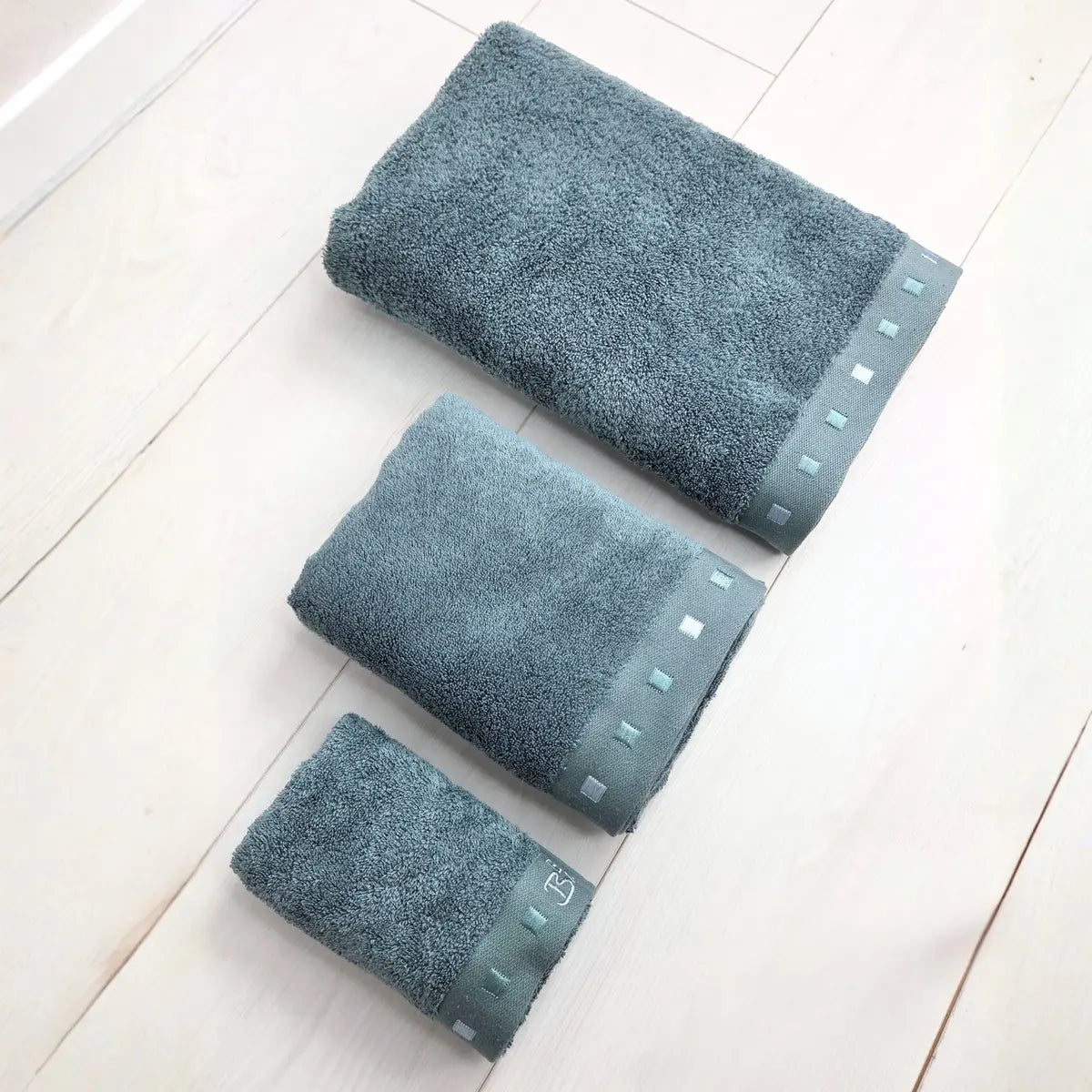 Bamboo-Cotton Towel – Velvety Soft & Quick-Drying