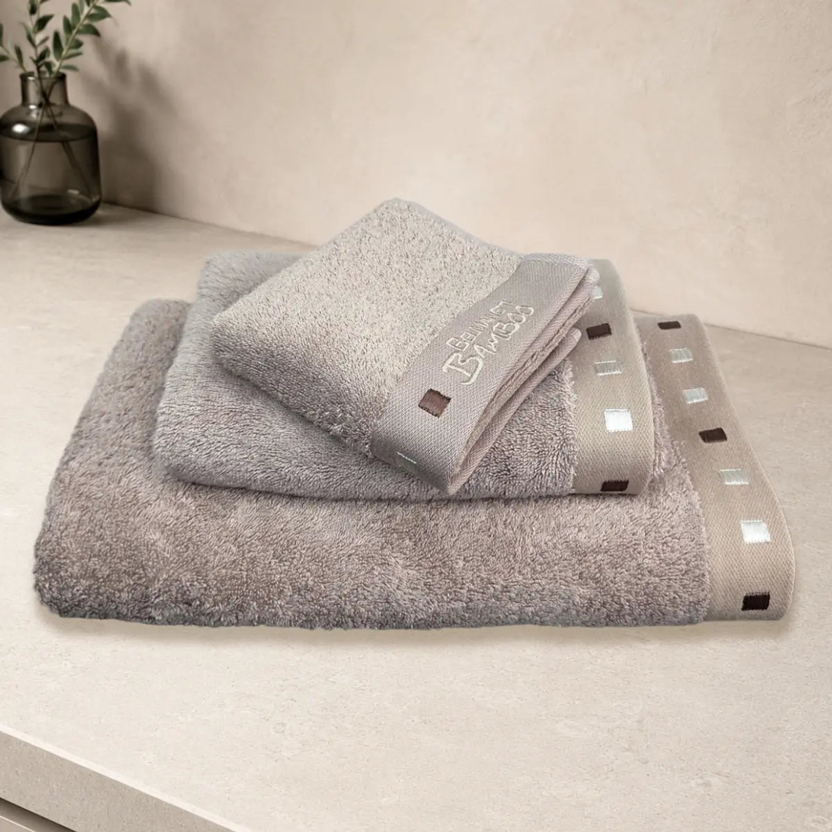 Bamboo-Cotton Towel – Velvety Soft & Quick-Drying