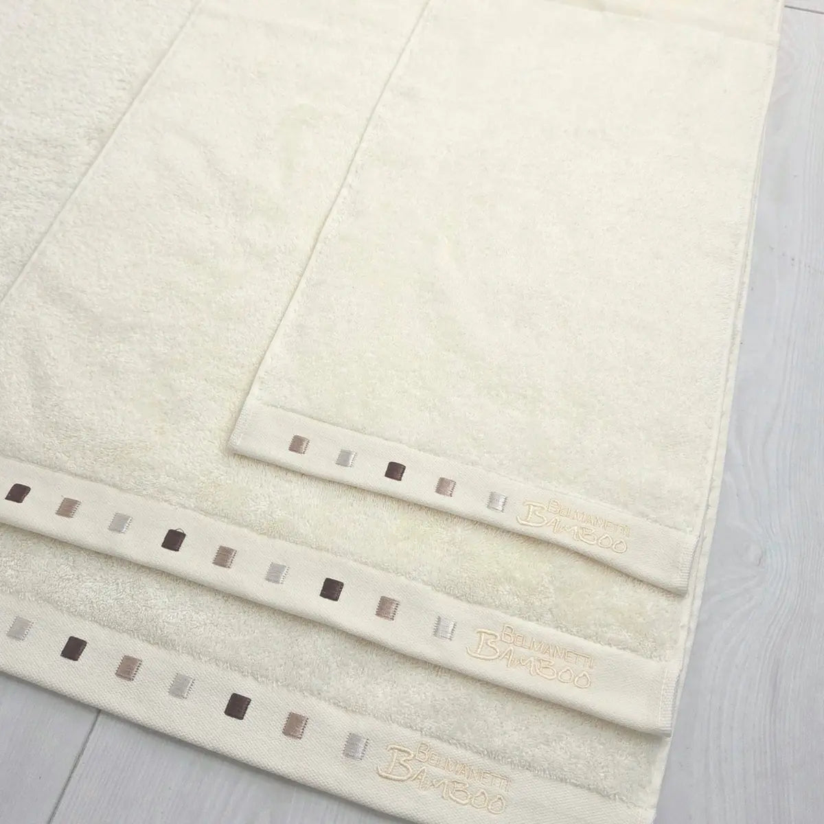 Bamboo-Cotton Towel – Velvety Soft & Quick-Drying