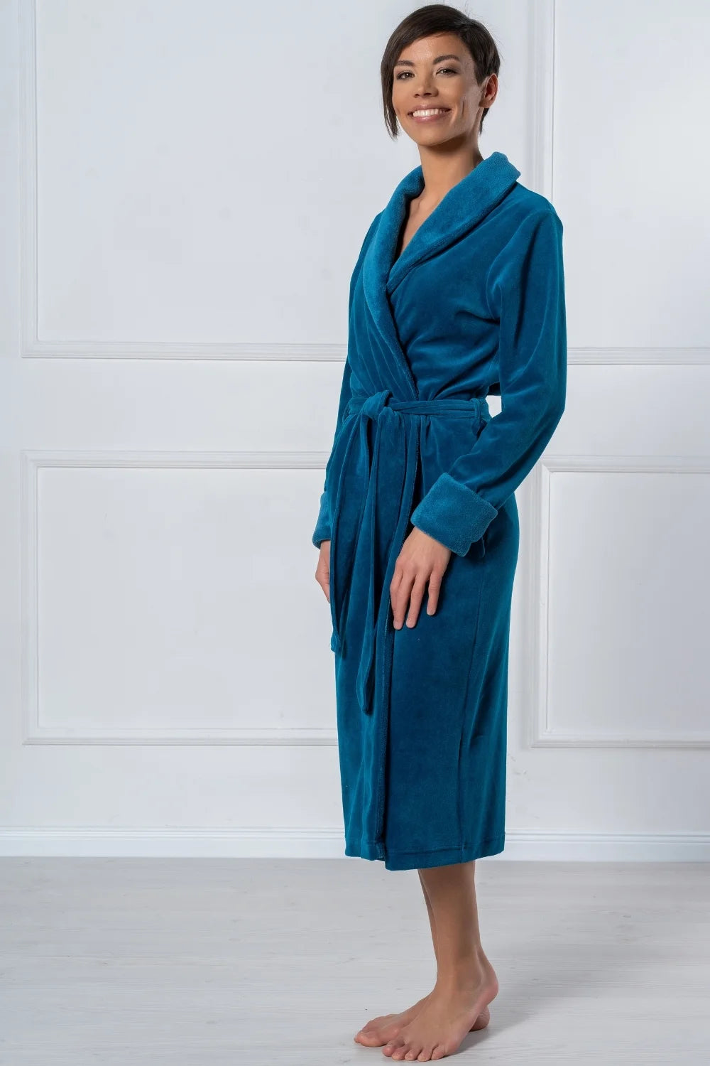 Belmanetti Luxurious Nicky Velour Long Shawl Collar in Petrol - Everyday spa comfort