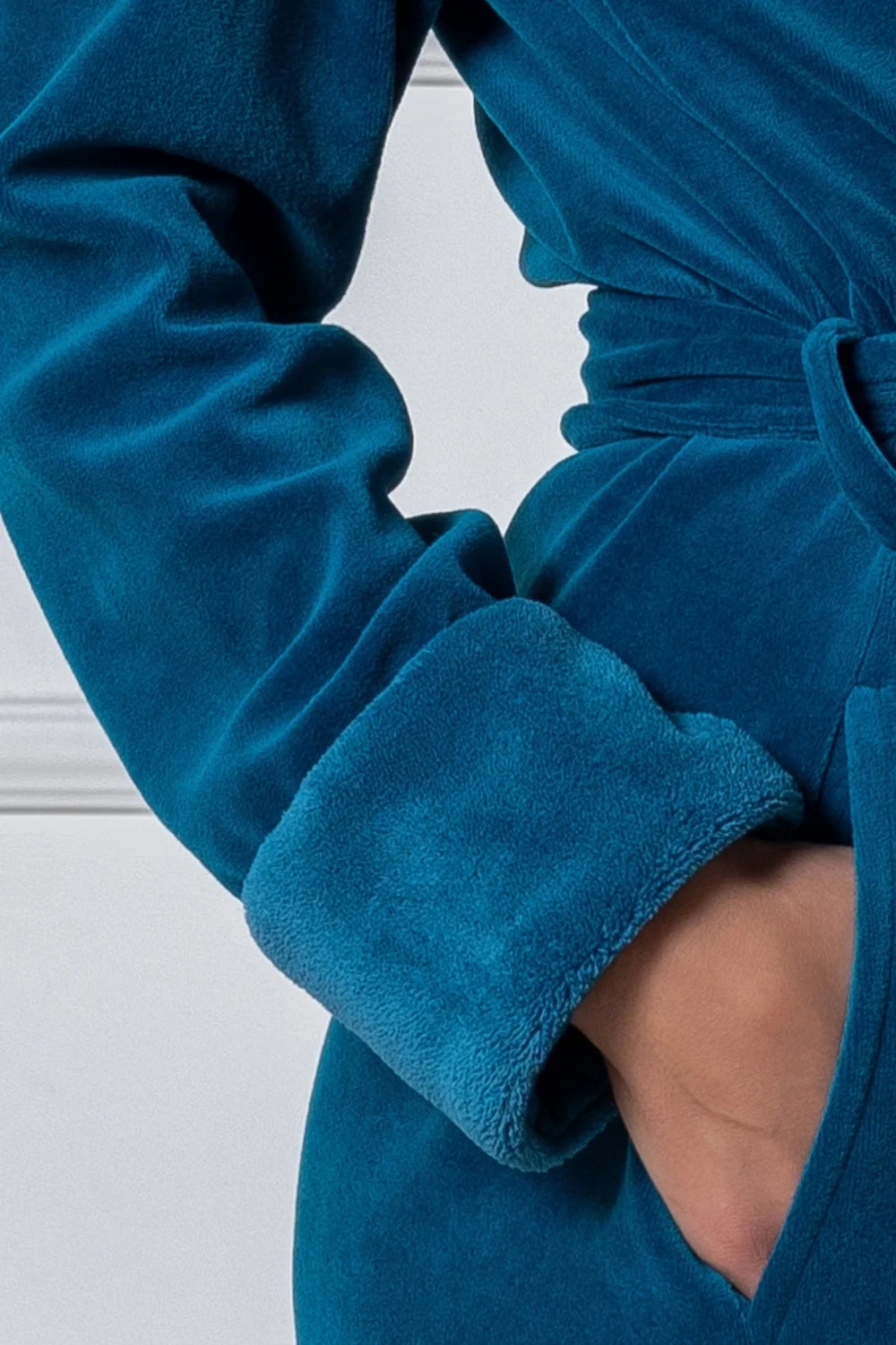 Belmanetti Luxurious Nicky Velour Long Shawl Collar in Petrol - European craftsmanship