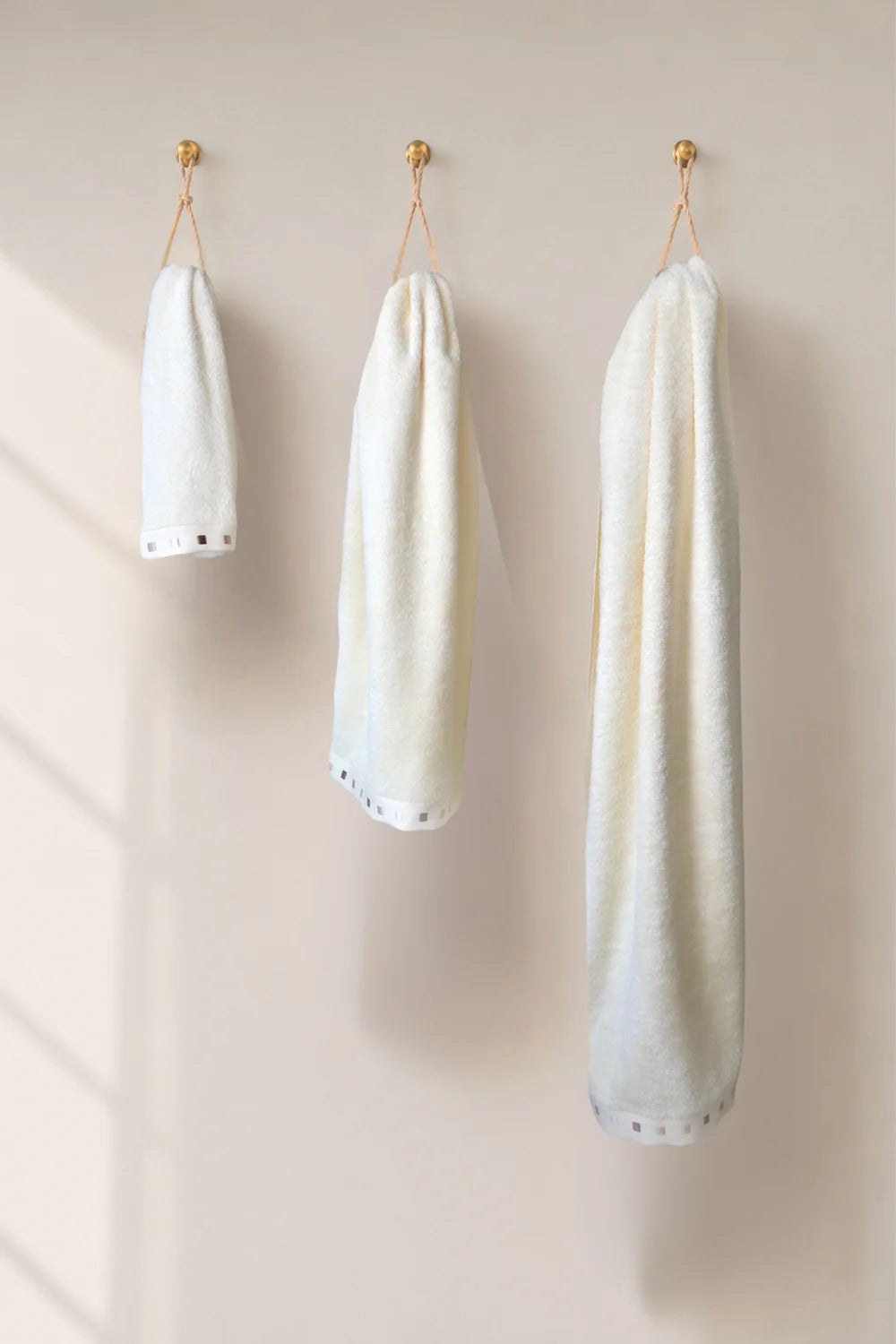 Bamboo-Cotton Towel – Velvety Soft, Made in Europe