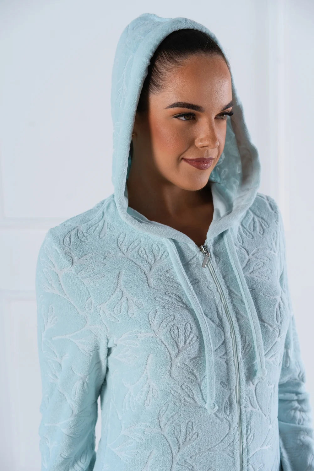 Belmanetti Hooded Jacquard Knit Zip Bathrobe Lightweight in Pastel Green - Made in Europe
