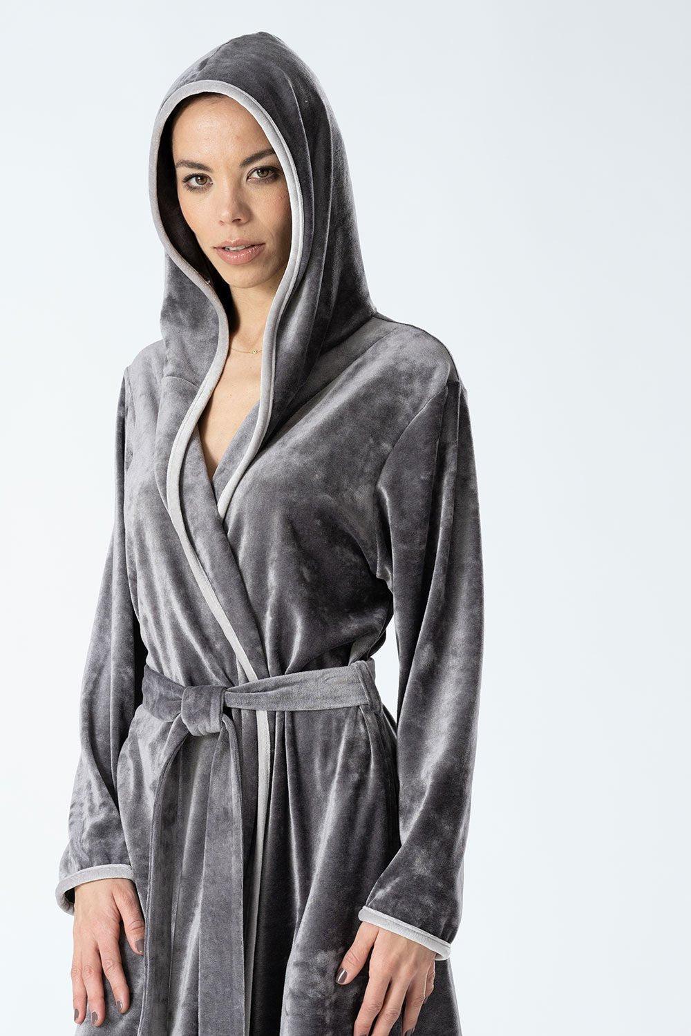 Belmanetti Cozy Elegance Bamboo Velour Hooded Robe in Shark - Bamboo-based comfort