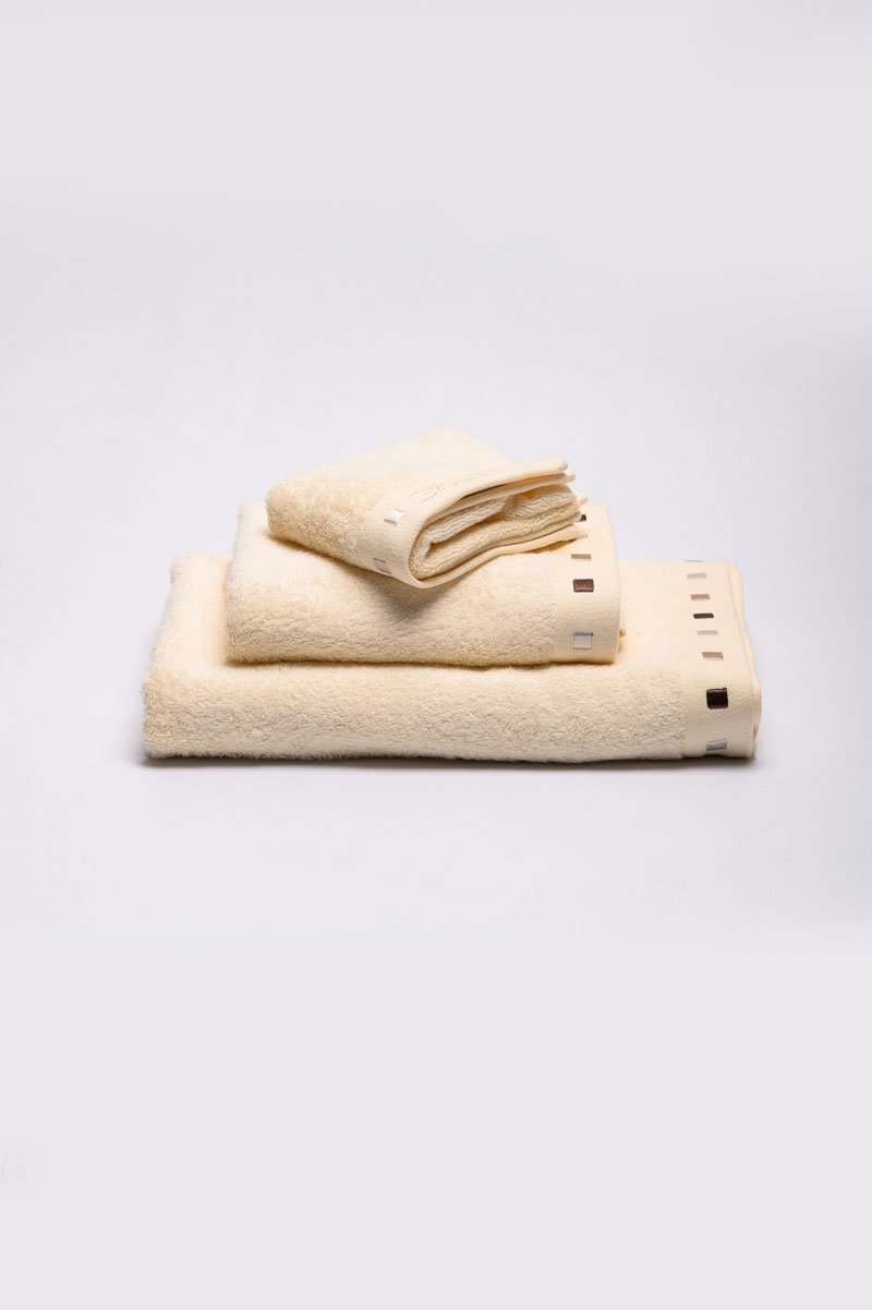 Belmanetti Bamboo Cotton Towel Extra Absorbent And in Beige - Premium quality fabrics
