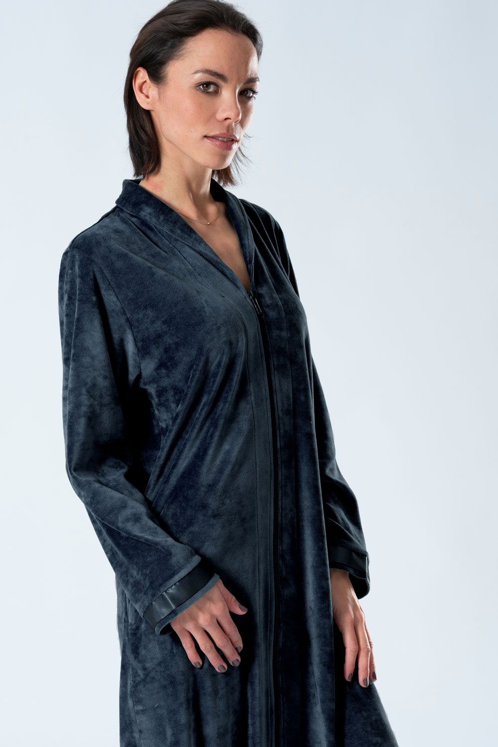 Belmanetti Long Modal Nicky Velour Robe With in Shark grey - Long-lasting luxury
