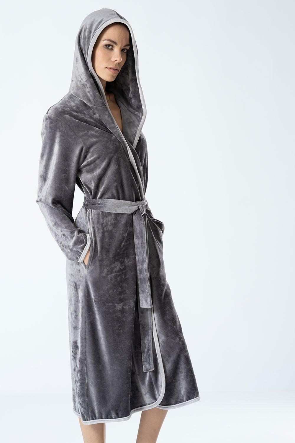 Belmanetti Cozy Elegance Bamboo Velour Hooded Robe in Shark - Sustainable fabric