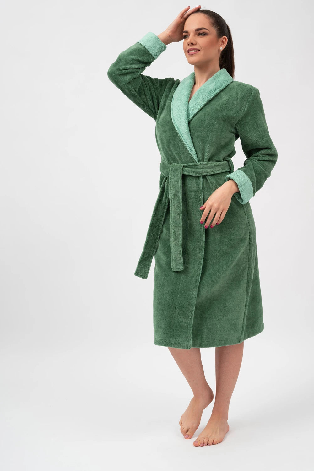 Belmanetti Bamboo Blend Luxe Contrast Shawl Collar in Deep Pink - Free returns