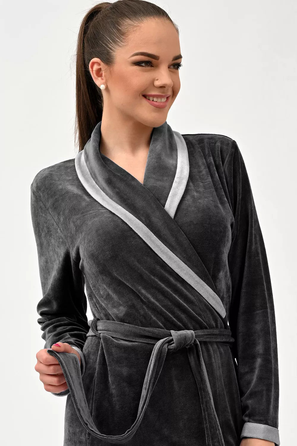 Belmanetti Luxury Shawl Collar Bamboo Robe With in Orchid - Premium quality fabrics