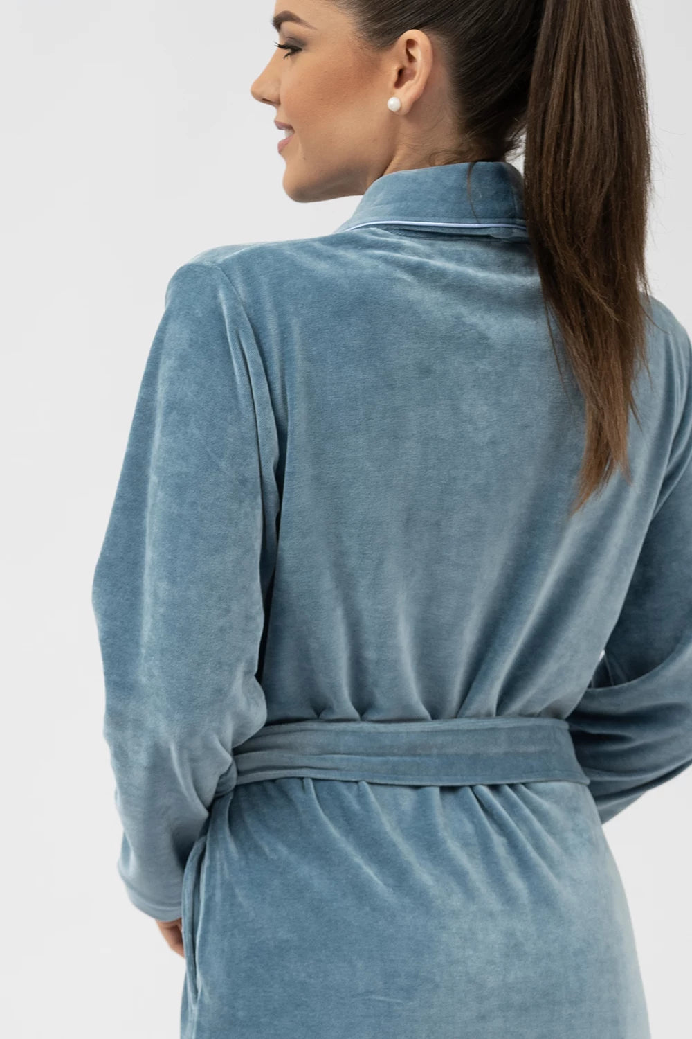 Belmanetti Extra Long Luxurious Modal Velour Bathrobe in Dark Grey - Free returns