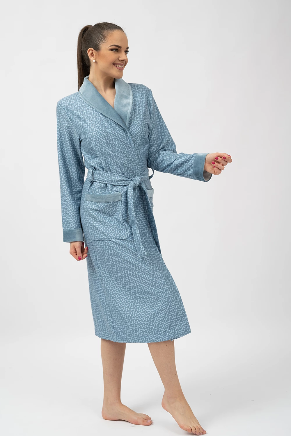 Belmanetti 8801 Lausanne Printed Bamboo Df Shawl in Mauve - Free delivery available