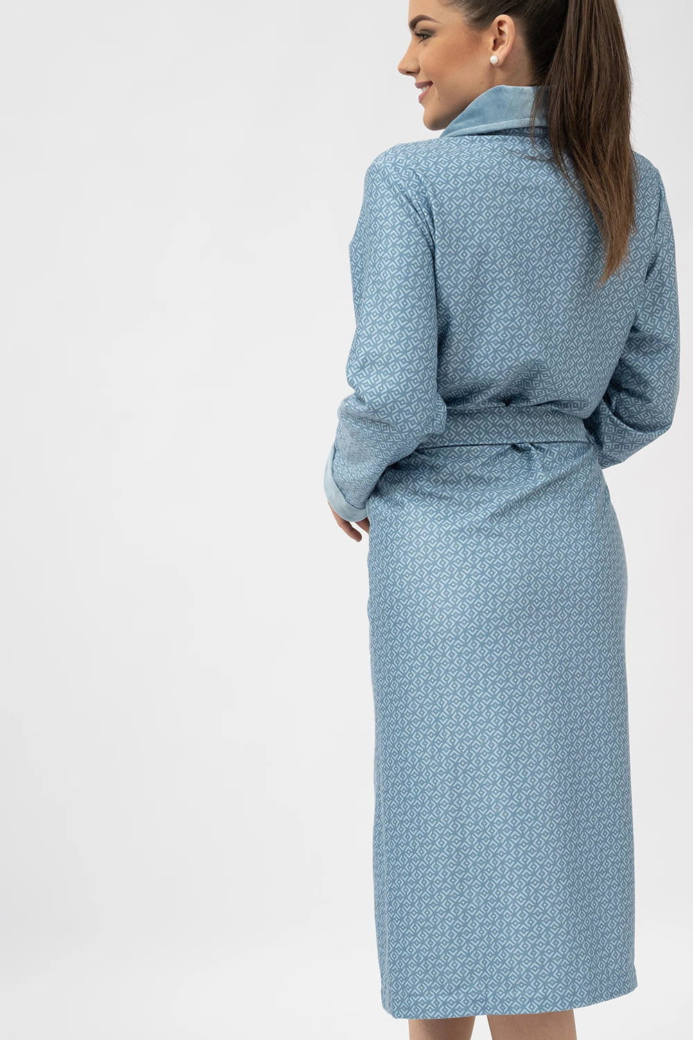 Belmanetti 8801 Lausanne Printed Bamboo Df Shawl in Mauve - Gift-ready packaging