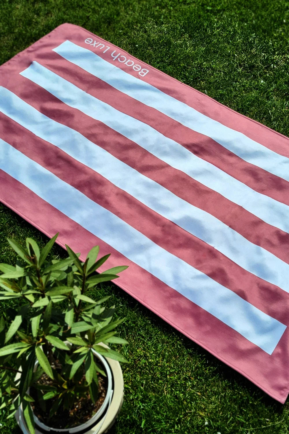 Belmanetti Quick Dry Dual Sided Beach Towel - Fast EU shipping