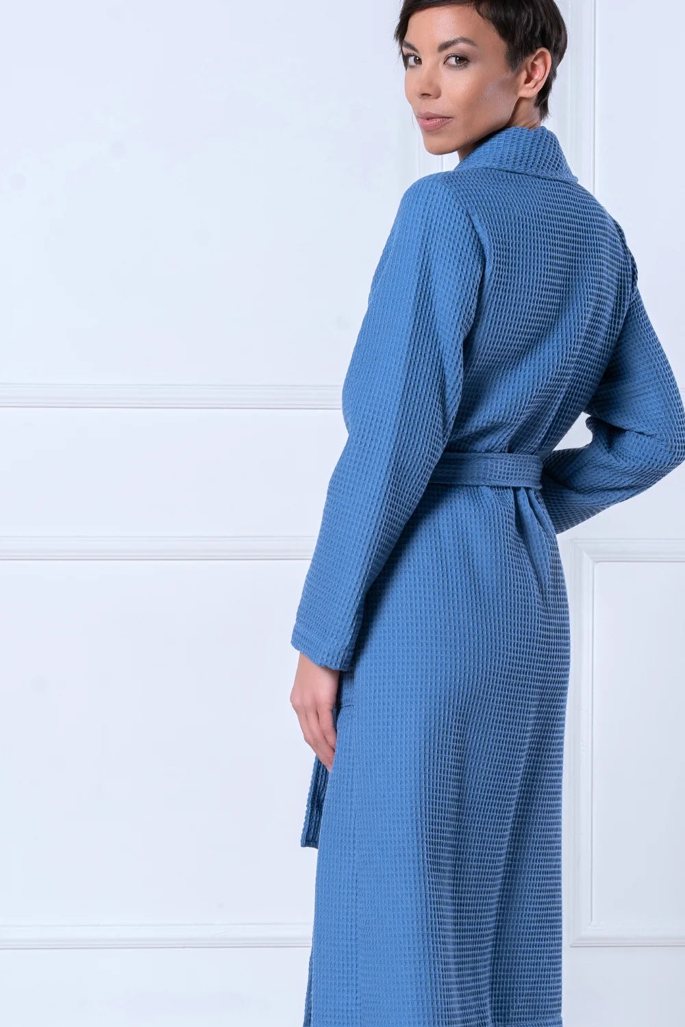 Belmanetti Bamboo Women Waffle Shawl Collar Bathrobe in white - Made in Europe