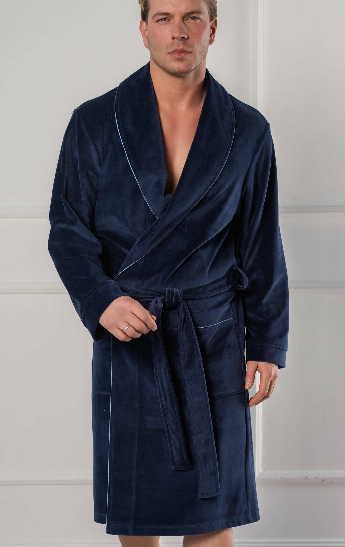 Men’s Shawl Collar Bathrobe in Soft Cotton Velour