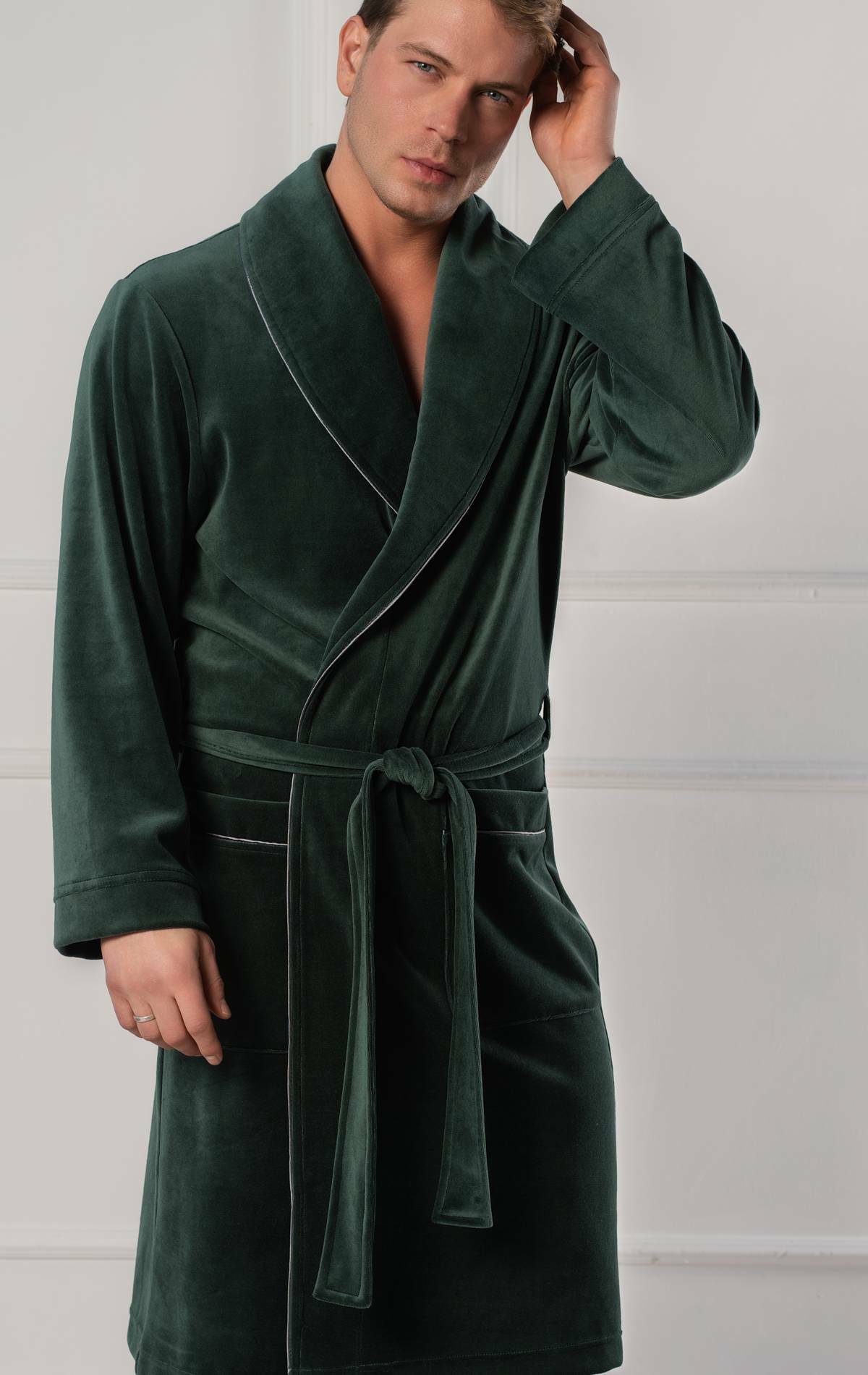 Men’s Shawl Collar Bathrobe in Soft Cotton Velour