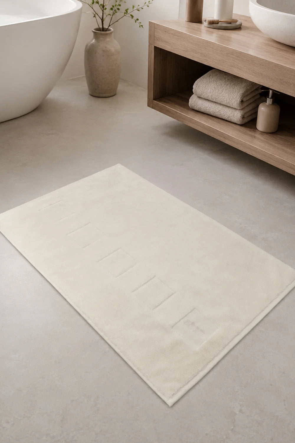 Bamboo-Cotton Bath Mat – Soft, Absorbent & Made to Match