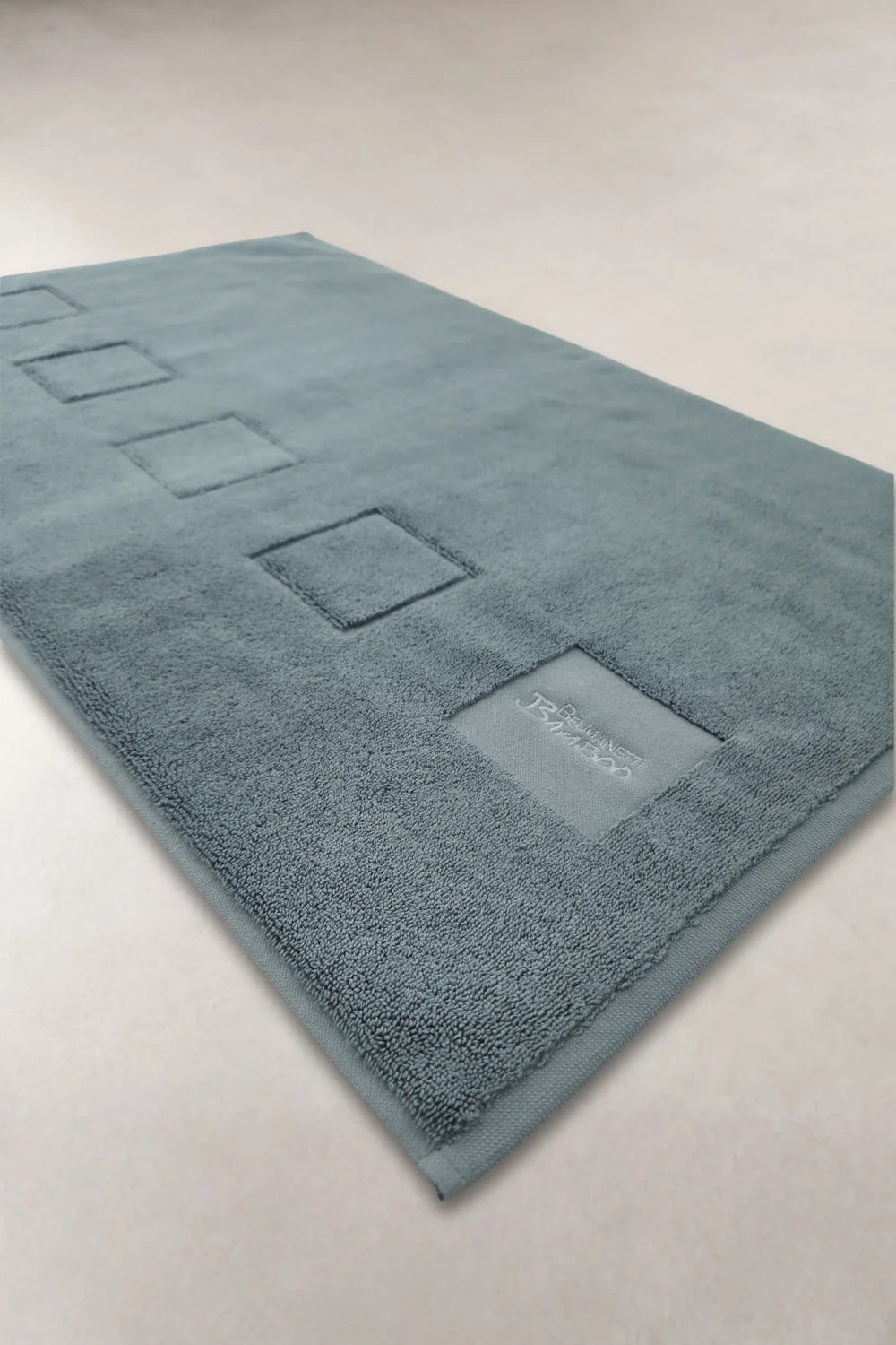 Bamboo-Cotton Bath Mat – Soft, Absorbent & Made to Match
