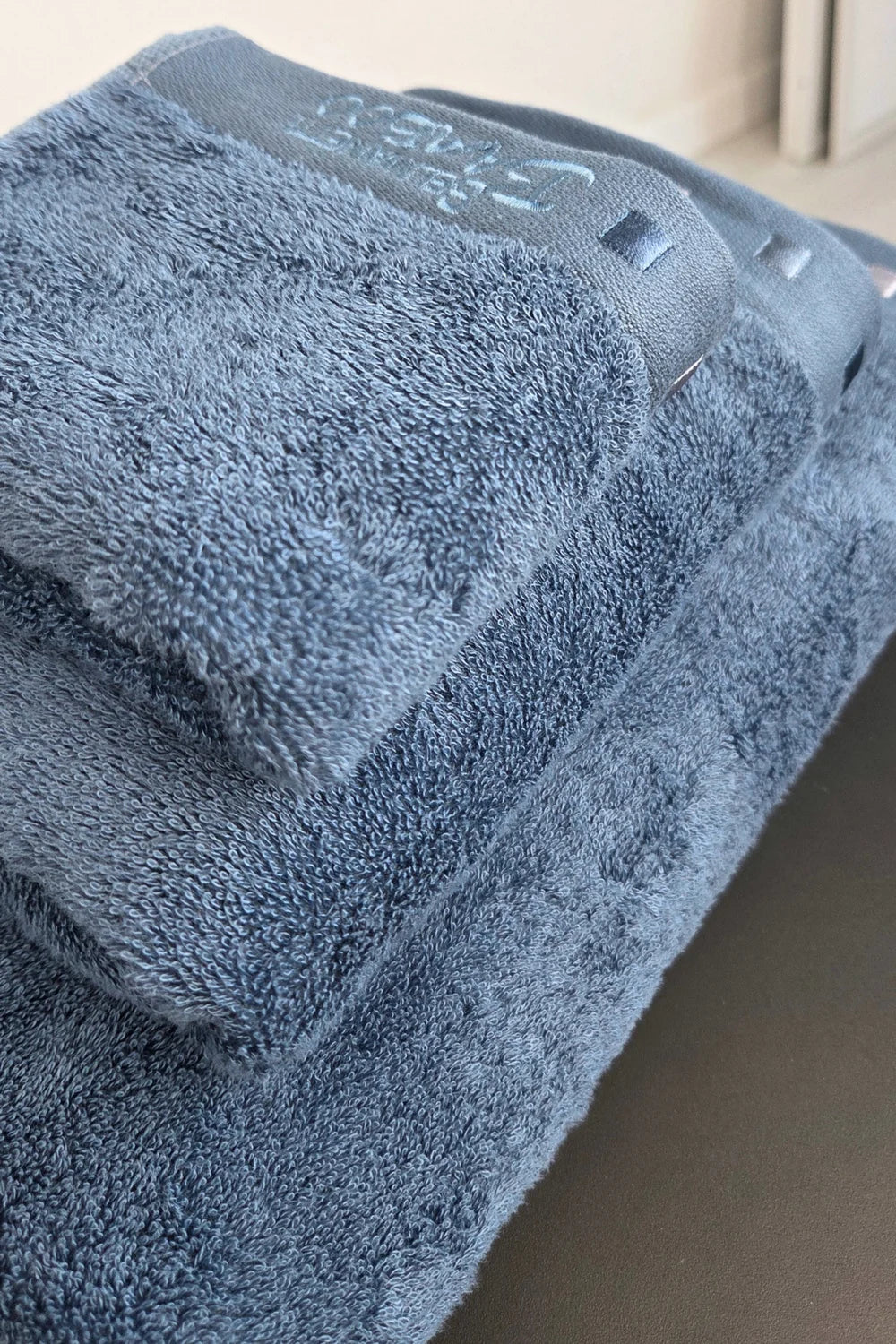 Bamboo-Cotton Towel – Velvety Soft, Made in Europe