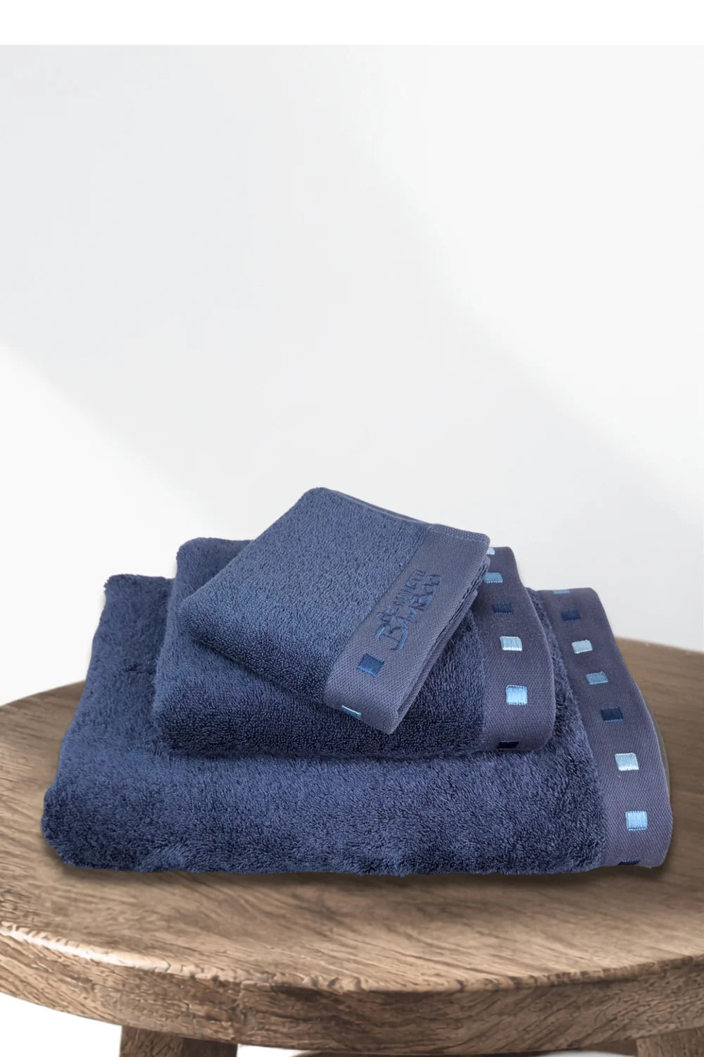 Bamboo-Cotton Towel – Velvety Soft, Made in Europe