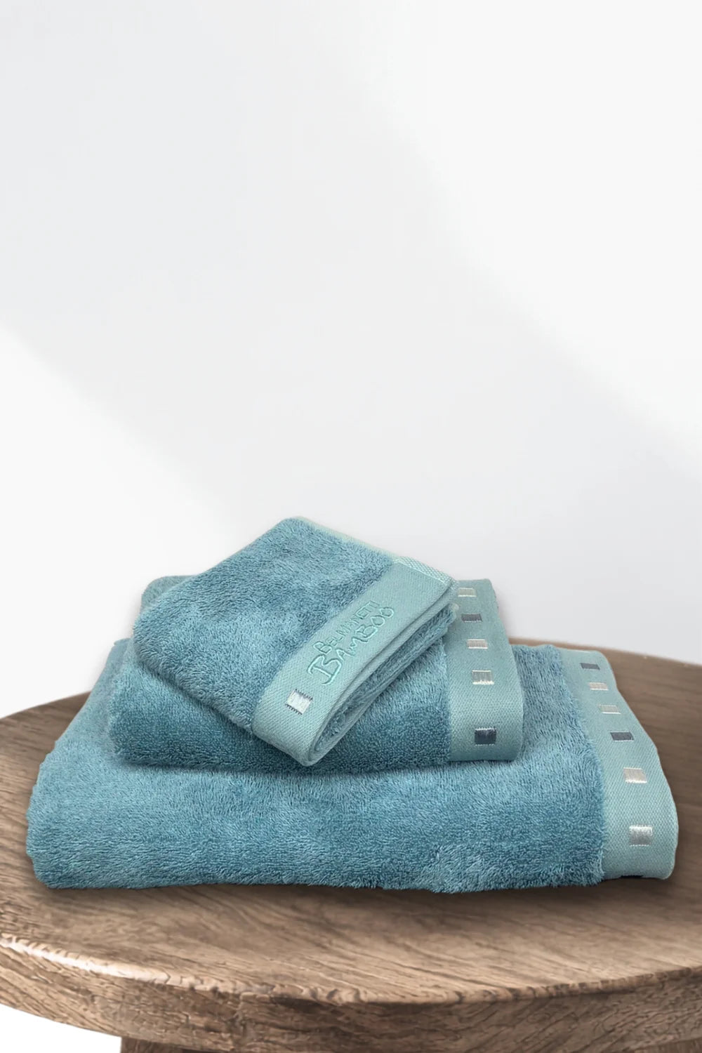 Bamboo-Cotton Towel – Velvety Soft, Made in Europe
