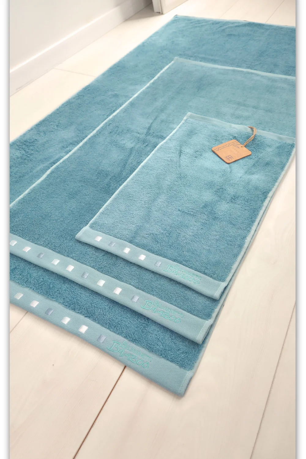 Bamboo-Cotton Towel – Velvety Soft, Made in Europe