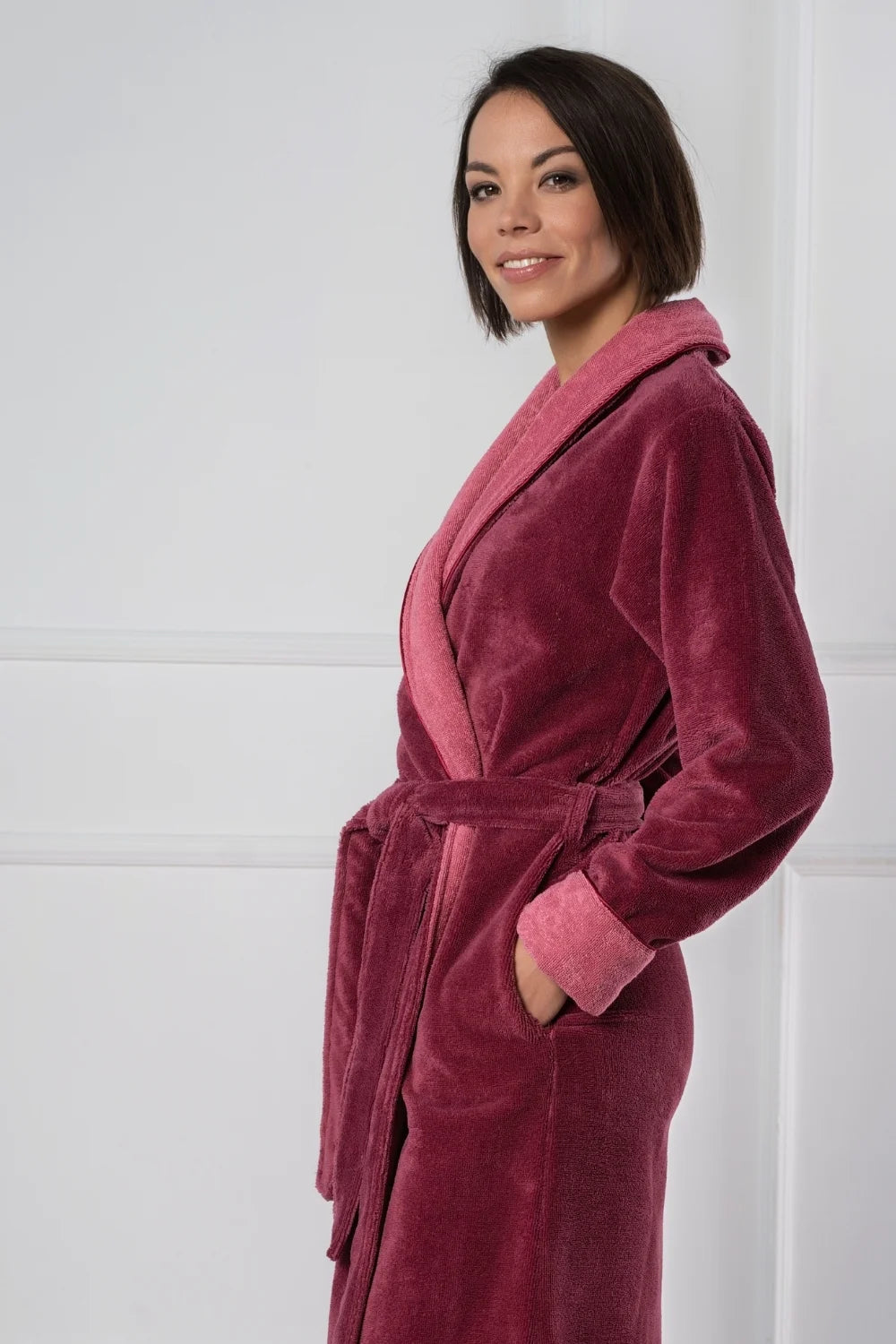 Women’s Dual-Tone Shawl Collar Bathrobe in Bamboo Velour Terry