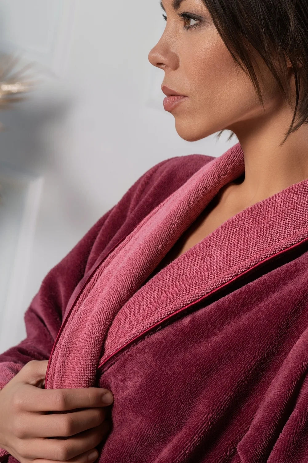 Women’s Dual-Tone Shawl Collar Bathrobe in Bamboo Velour Terry