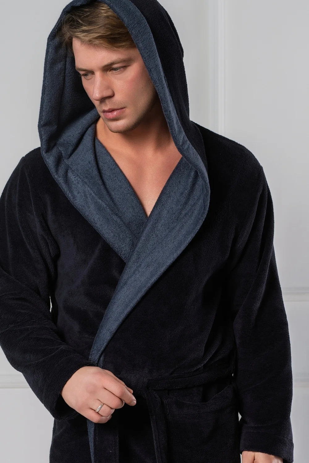Hooded Men Bamboo Blend Robe