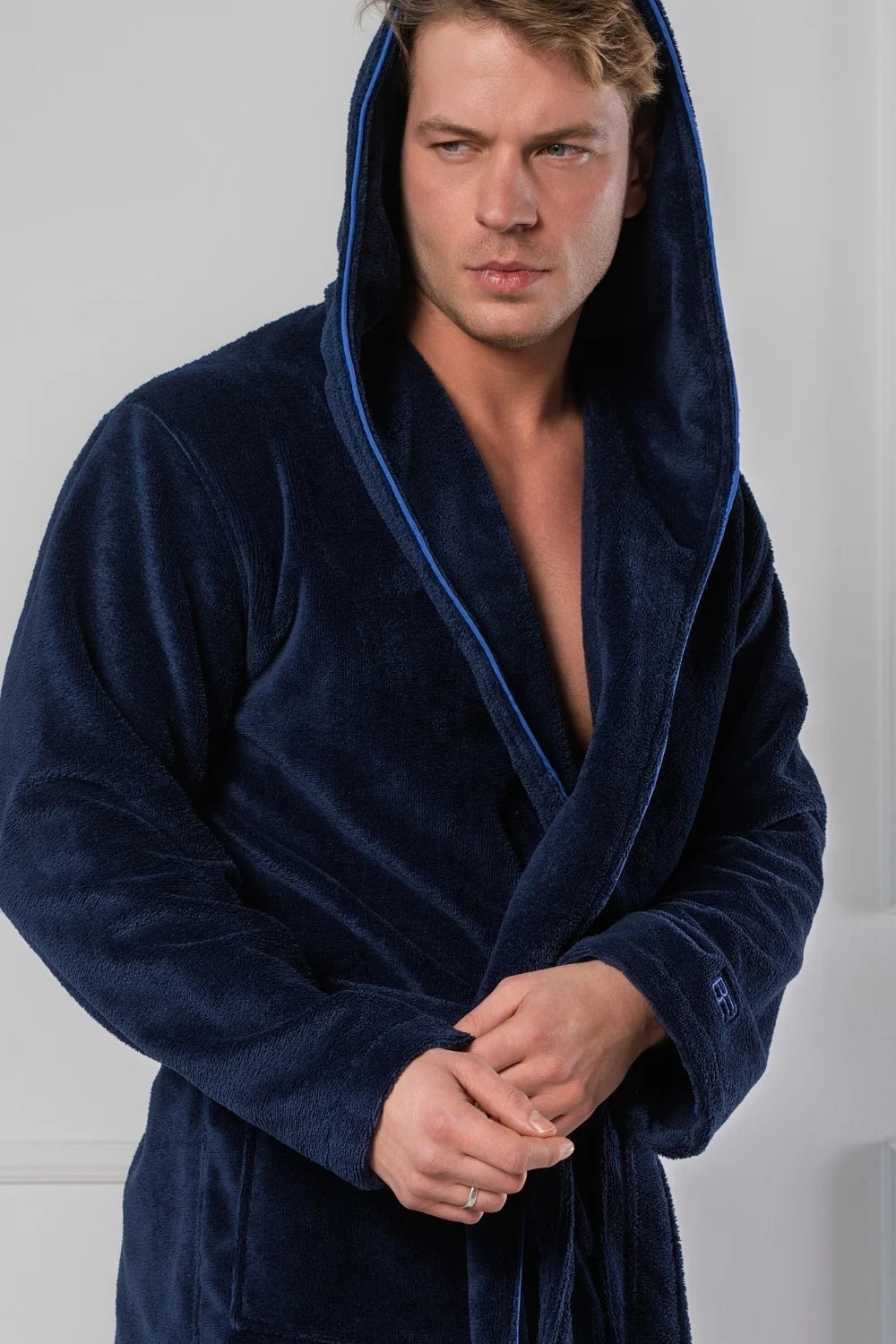 Hooded Bathrobe in Soft Cotton Terry–Fleece – Men’s